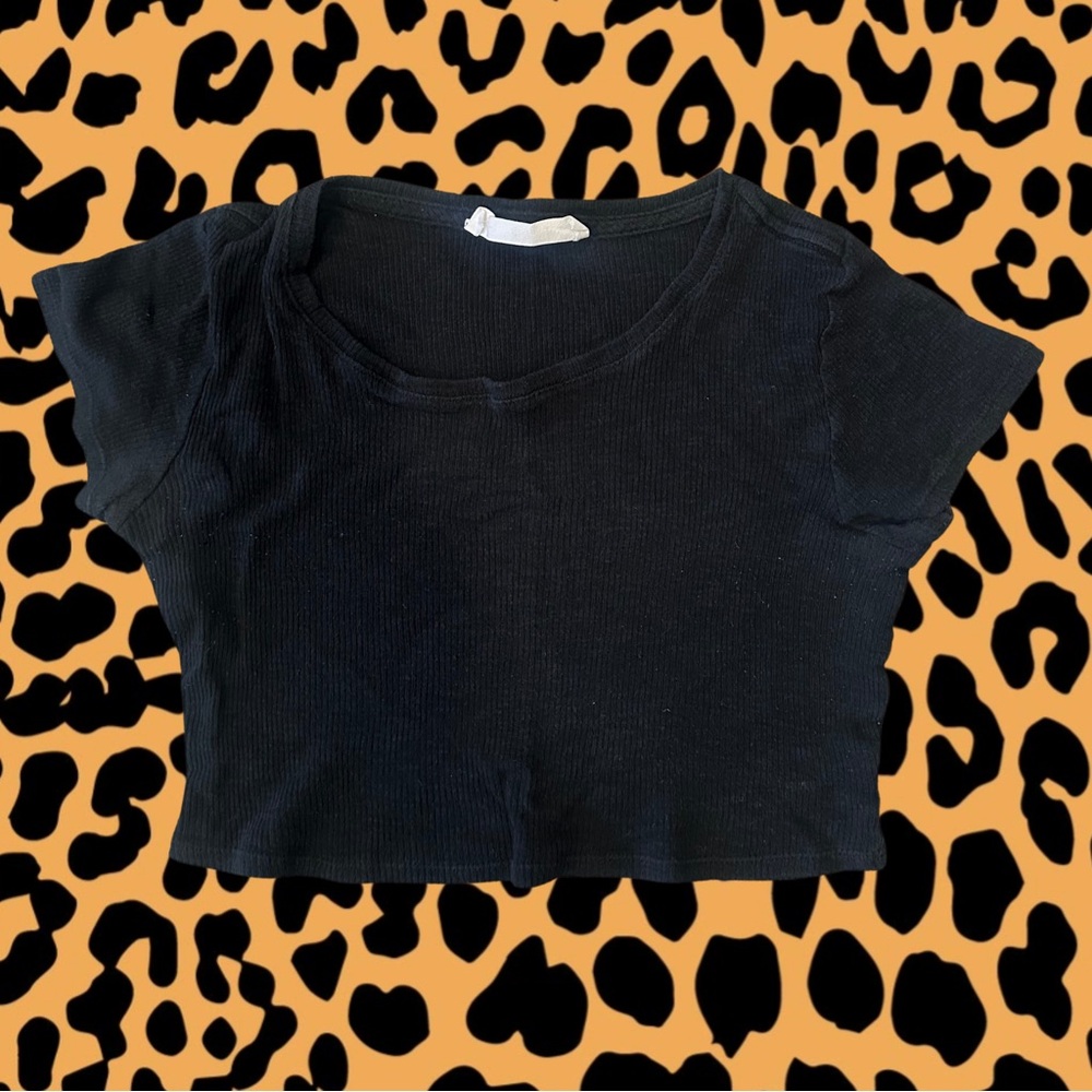 LF CROP TOP
